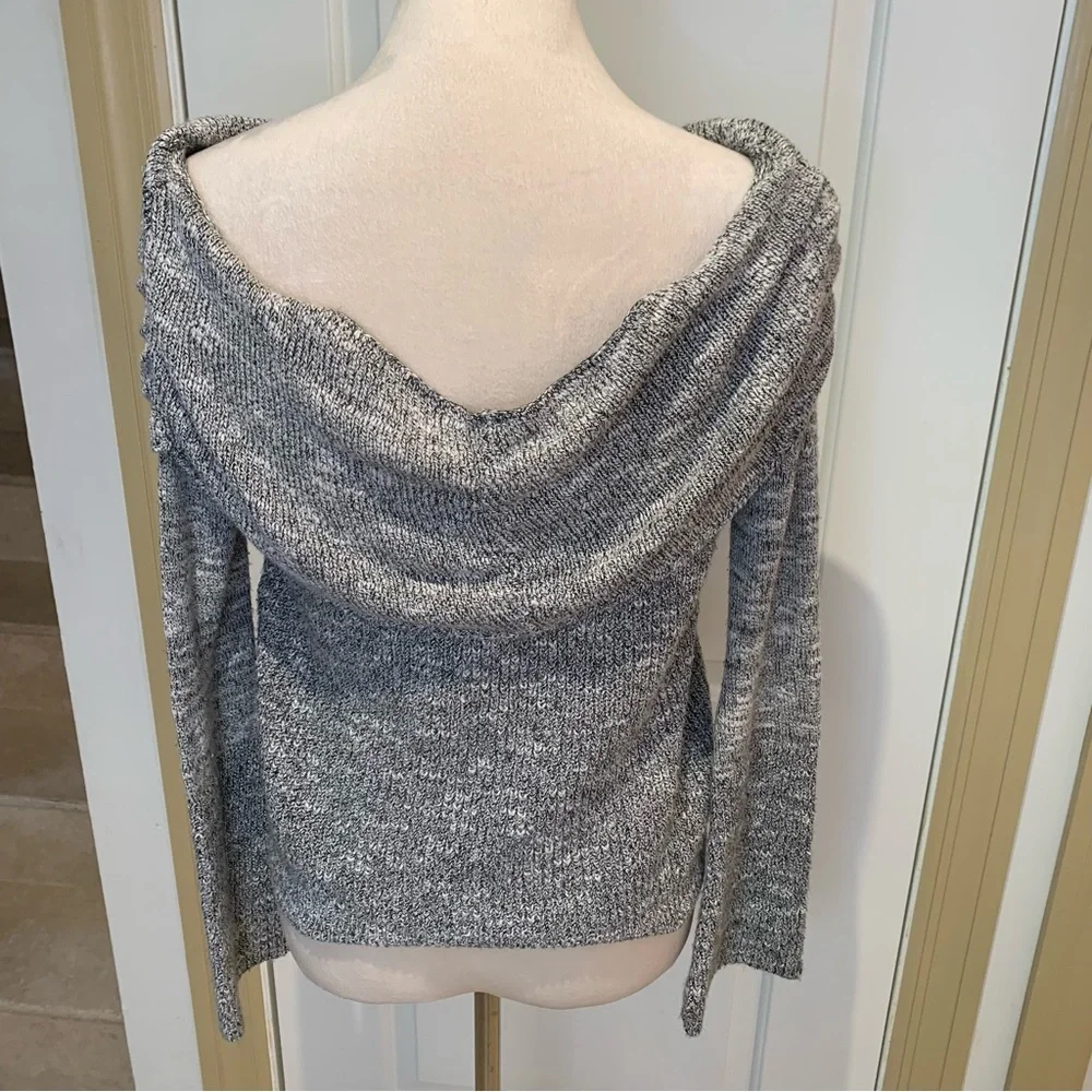 MELROSE & MARKET. Gray Cowl Neck Sweater. Long sleeves.Cotton/Poly/Acrylic blend
